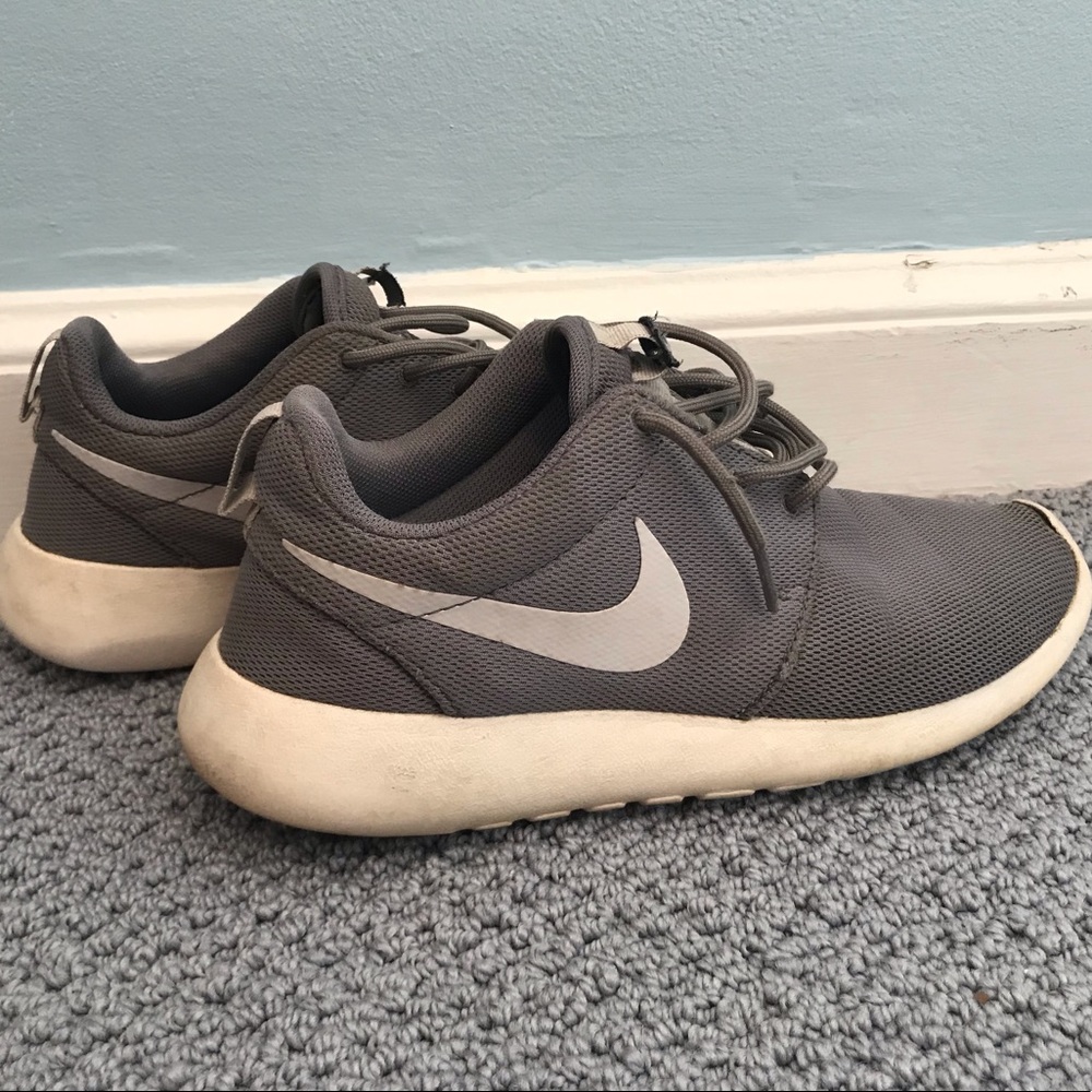 Nike Roshes